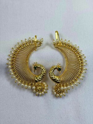 Ishani Ear Cuff Earrings