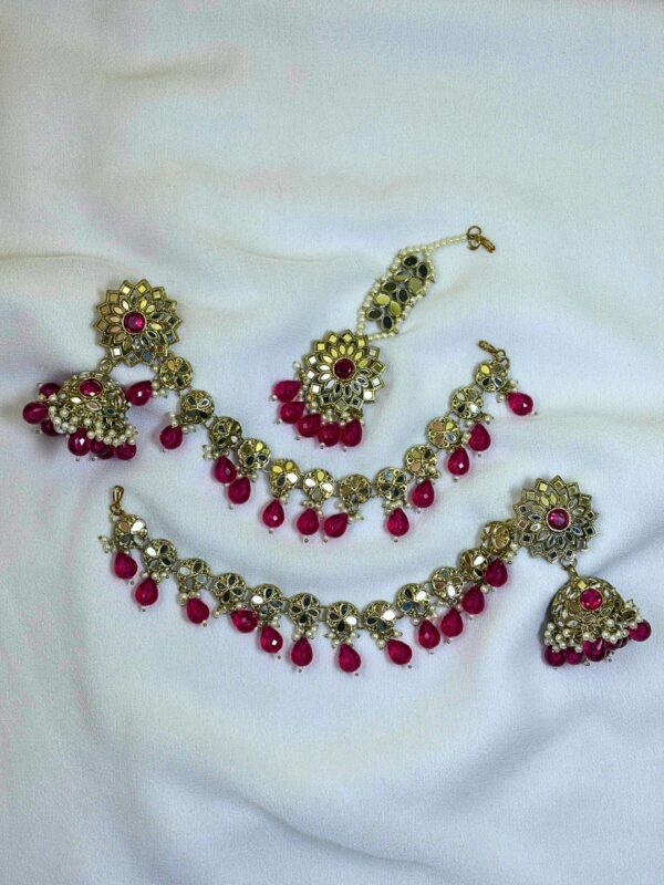 Ujjayani Kundan Pearl Jhumka Set
