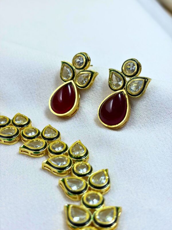 Pakeezah Kundan Necklace Set