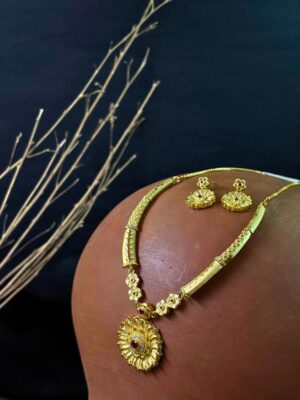Gungun One Gram Short Necklace Set