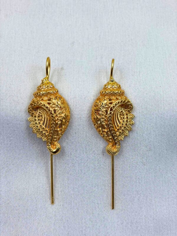 Shankh Ear Cuff Earrings