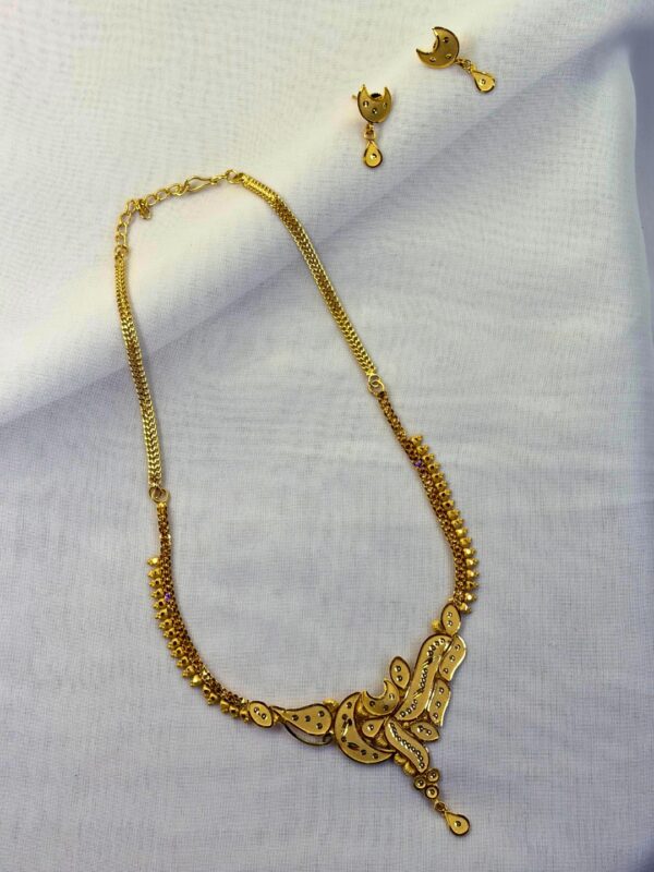 Riddhima One Gram Short Necklace Set