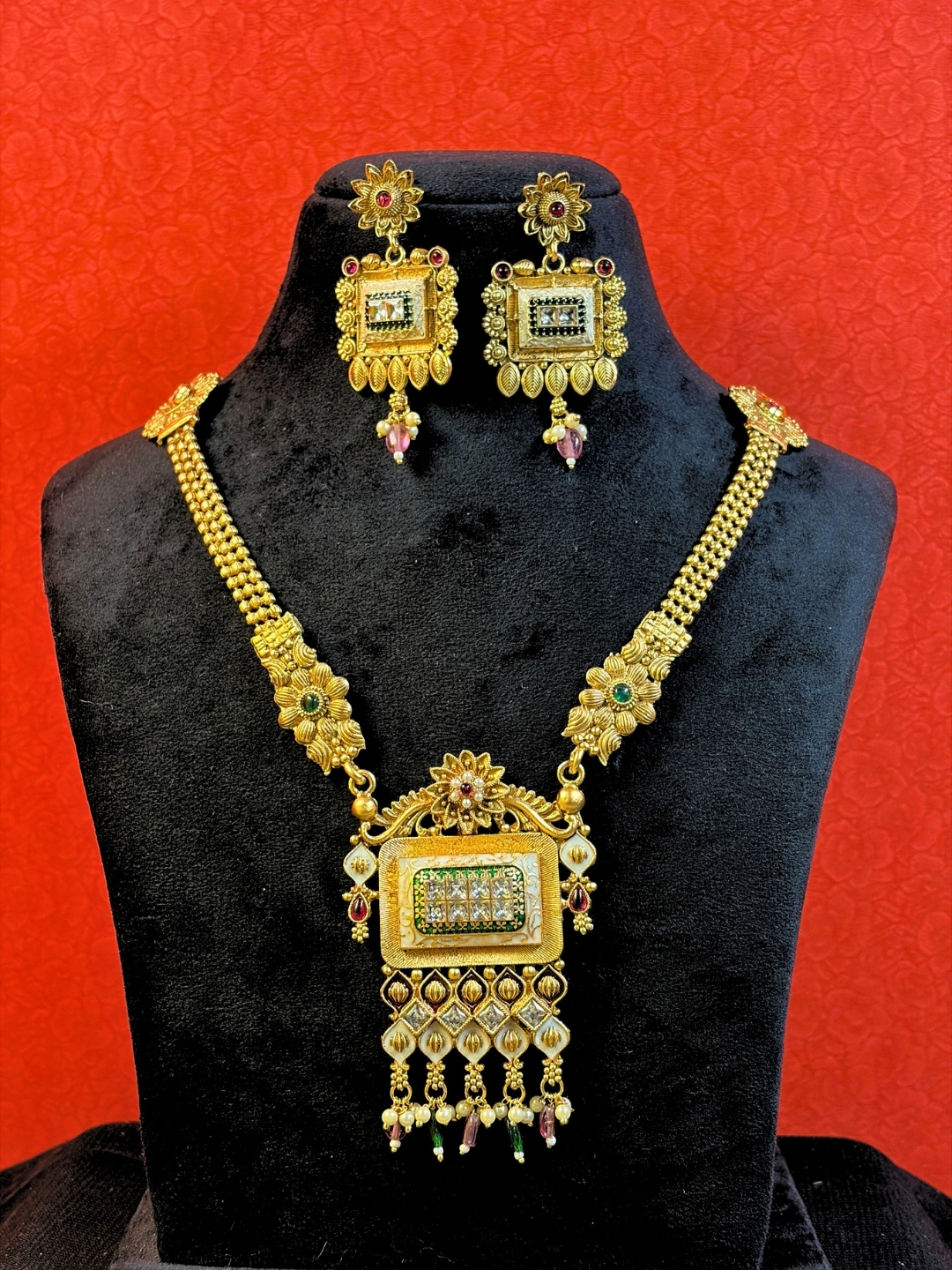 Kavya Antique Long Necklace Set
