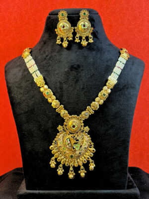 Kinjal Traditional Long Necklace Set