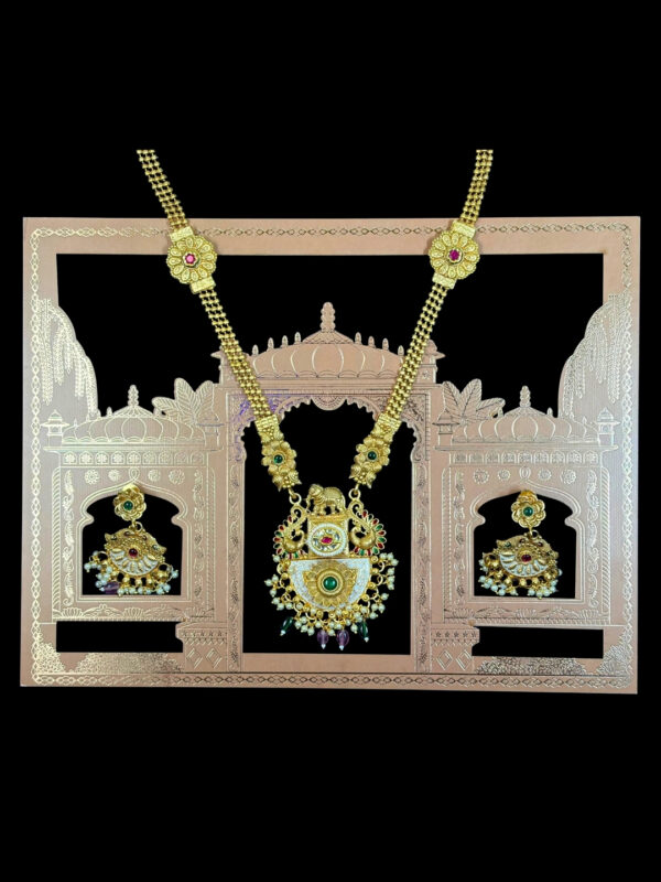 Nayra Antique Long Necklace Set