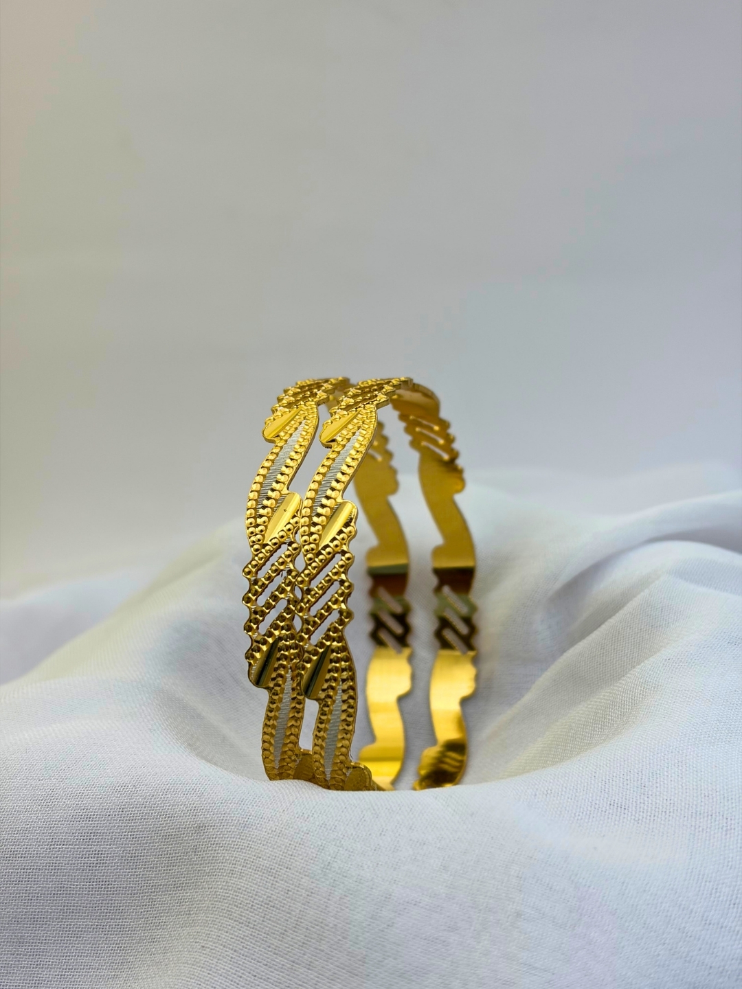 Tanirika Micro Gold Leaf Pattern Kada