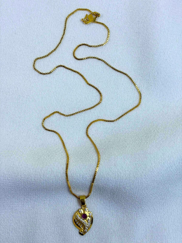 Sonali Pendant Chain Necklace