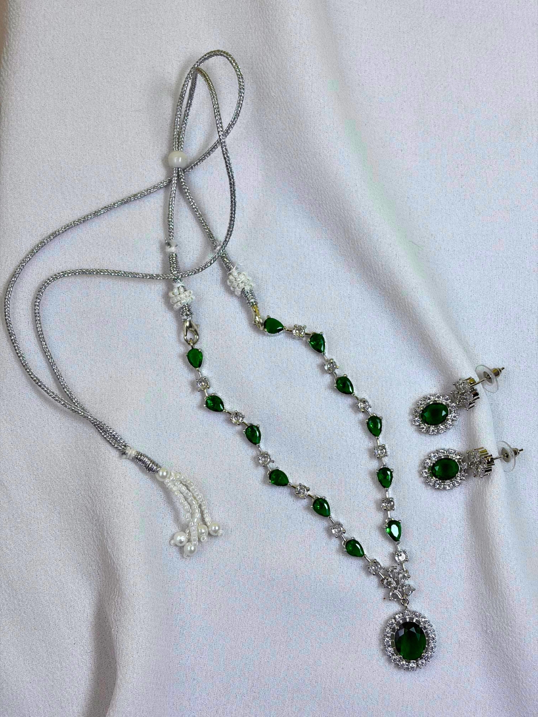 Mastani Green Stone Necklace Set
