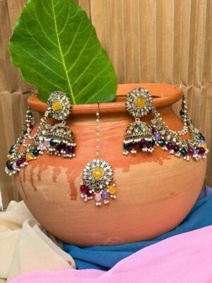Prayagraj Kundan Pearl Jhumka Set