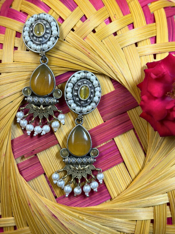 MotiRoop Pearl Drop Earrings
