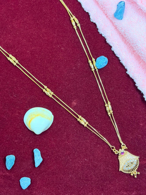 Dipika Pendant Chain Necklace