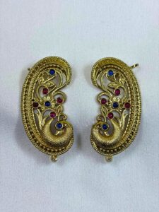 Kashvi Ear Cuff Earrings