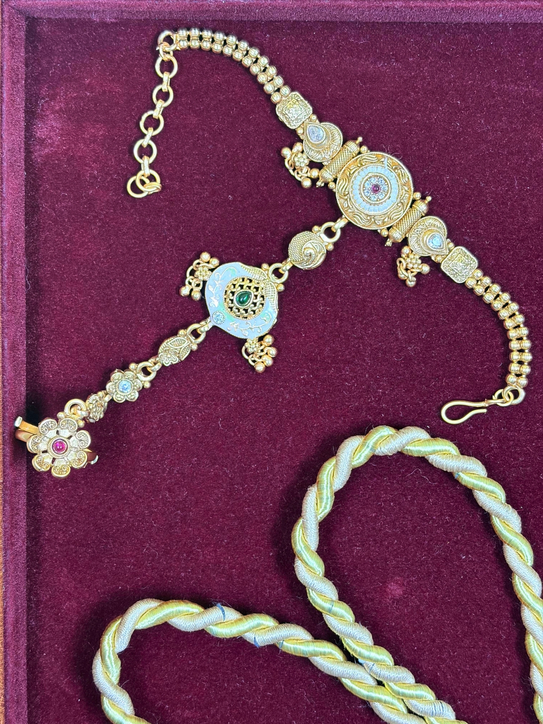 Isabella Royal Enamel Hath Phool Bracelet