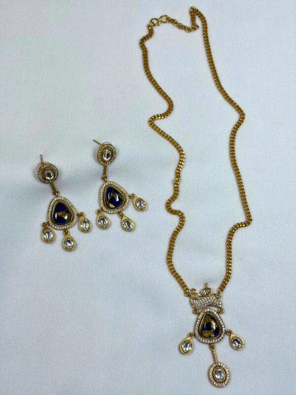 Sonam Pendant Chain Necklace Set
