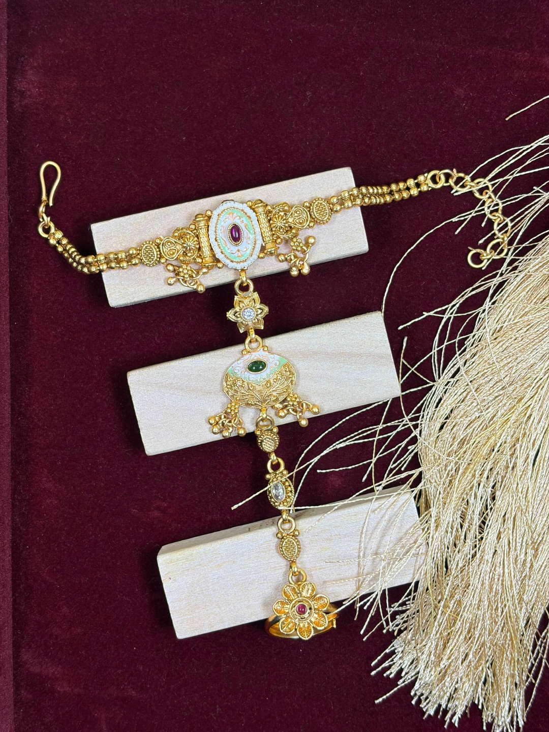 Catalina Imperial Enamel Hath Phool Bracelet
