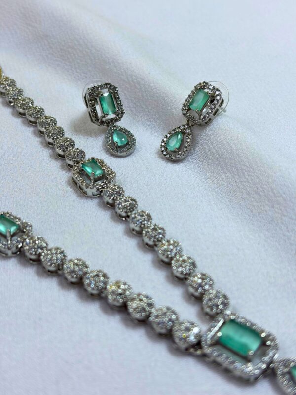 Padmavat Emerald Crystal Necklace Set