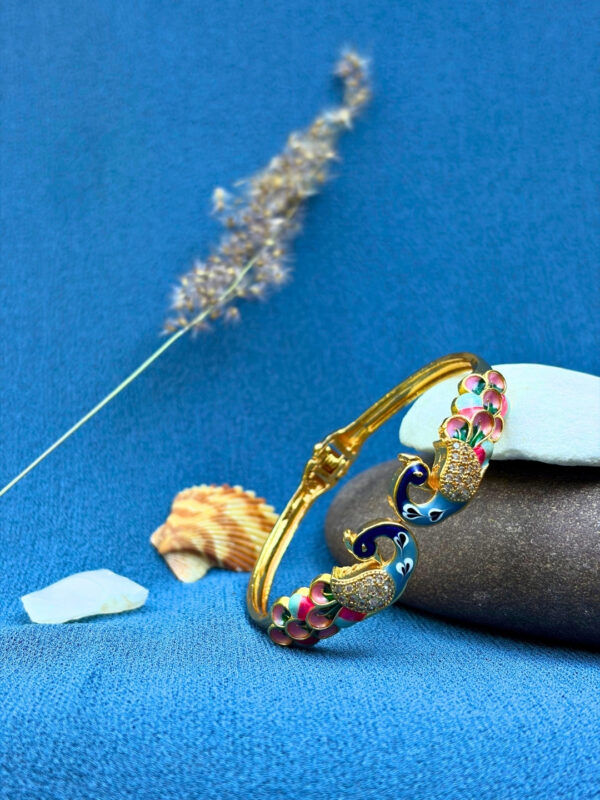 Man Mayur Micro Gold Peacock Stone Adjustable Bracelet