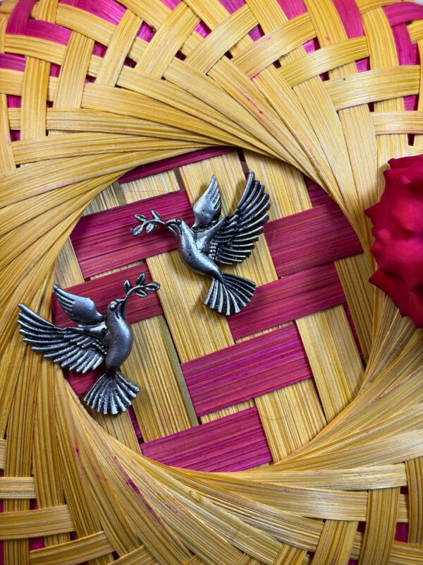 Flying Bird Motif Earrings