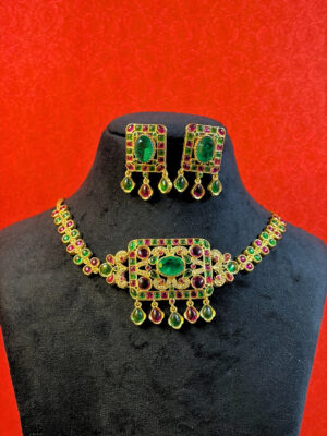Amrita Rajasi Choker Necklace Set