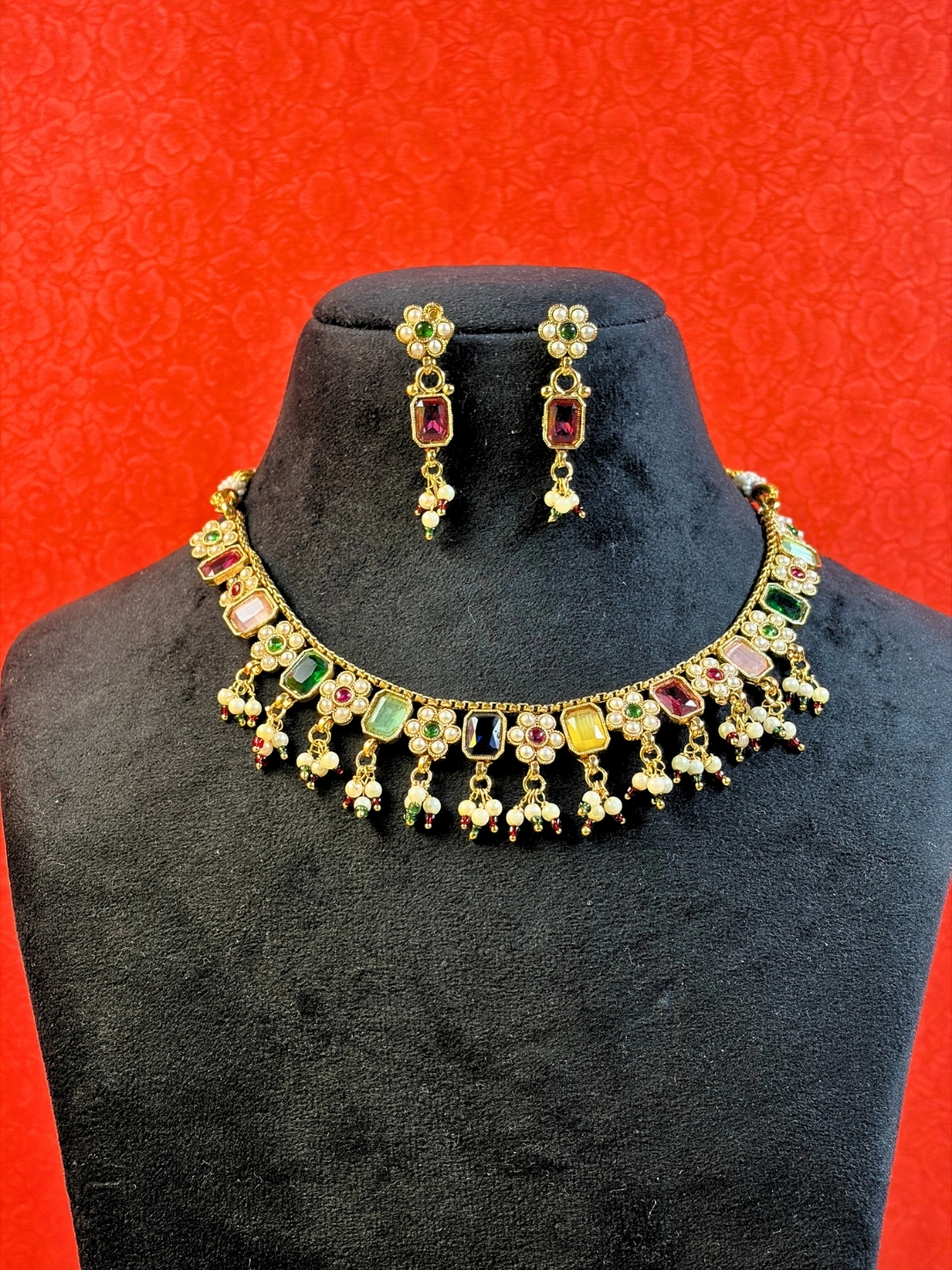 Shobhna Multicolour Choker Necklace Set