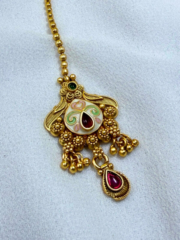 Daisy Gold Plated Traditional Maang Tikka