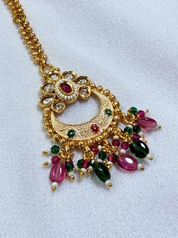 Sinduri Chand Style Maang Tikka