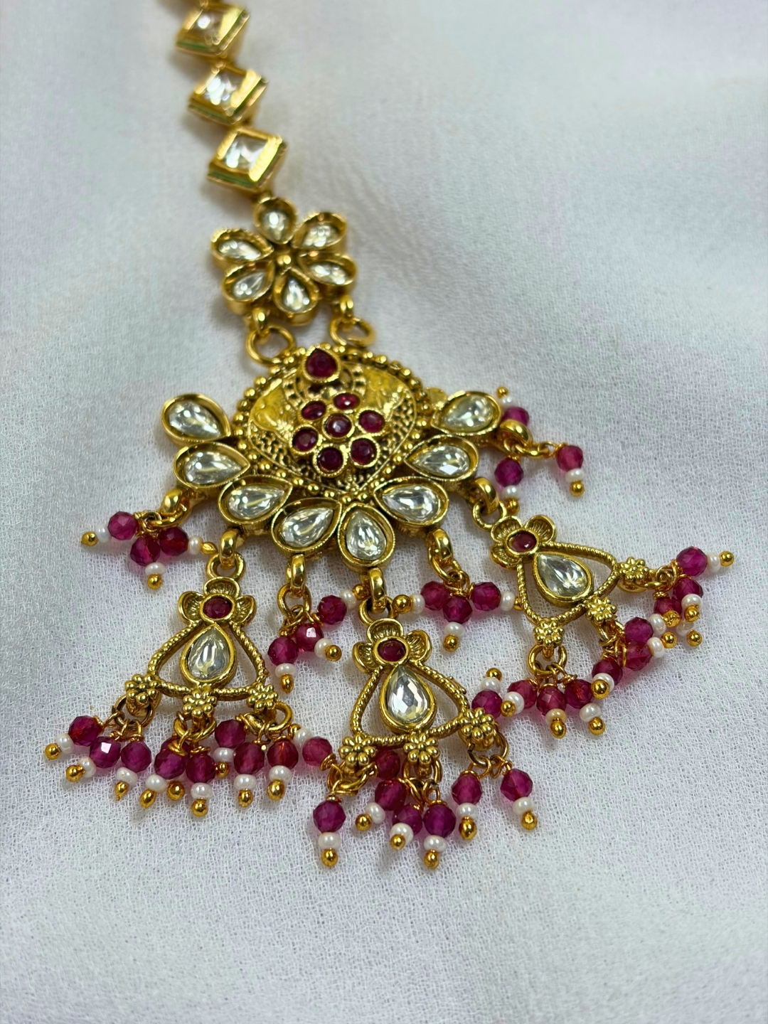 Lavender Gold Plated Traditional Maang Tikka