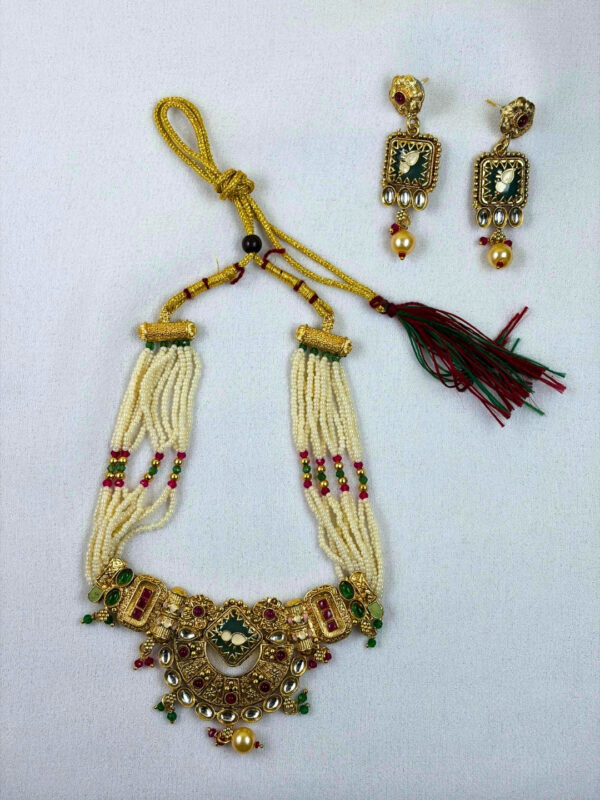 Taapasi Pearl Choker Necklace Set