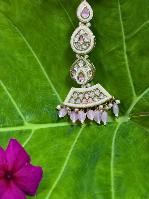 Marigold Kundan Stone Traditional Maang Tikka